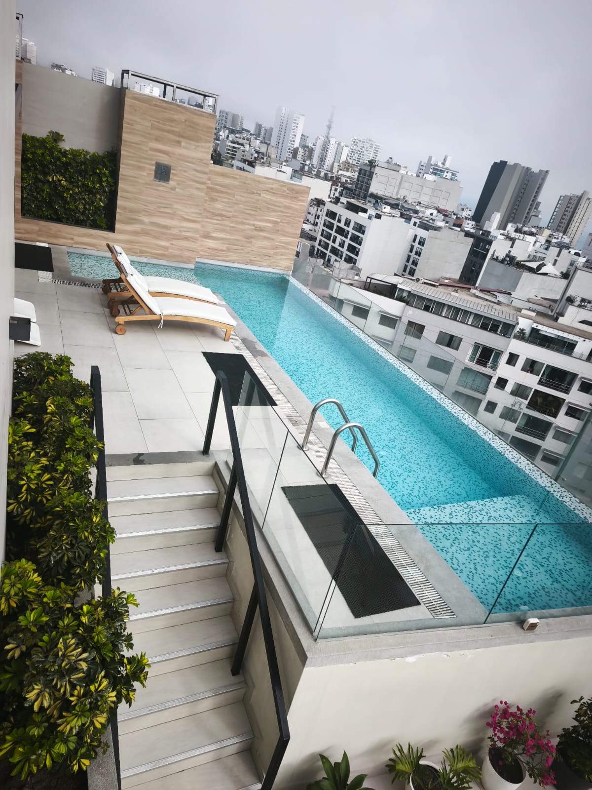 “EL PRIMERO QUE LLEGA SE LO QUEDA LUJO EN MIRAFLORES A PRECIO QUE NO SE REPITE” - Imagen ampliada 1