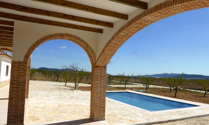 Villa en Pinoso Alicante - Imagen ampliada 1