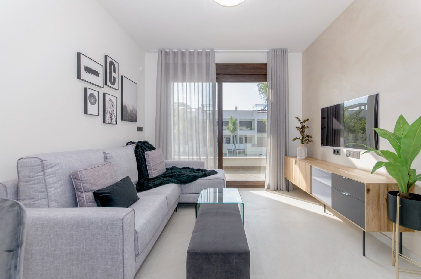 Bungalow en Torrevieja Alicante - Imagen ampliada 2