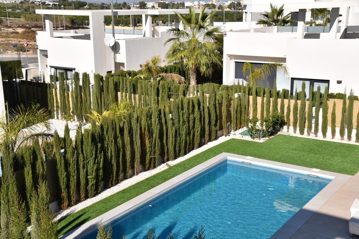 Villa en Benijofar Alicante - Imagen ampliada 1