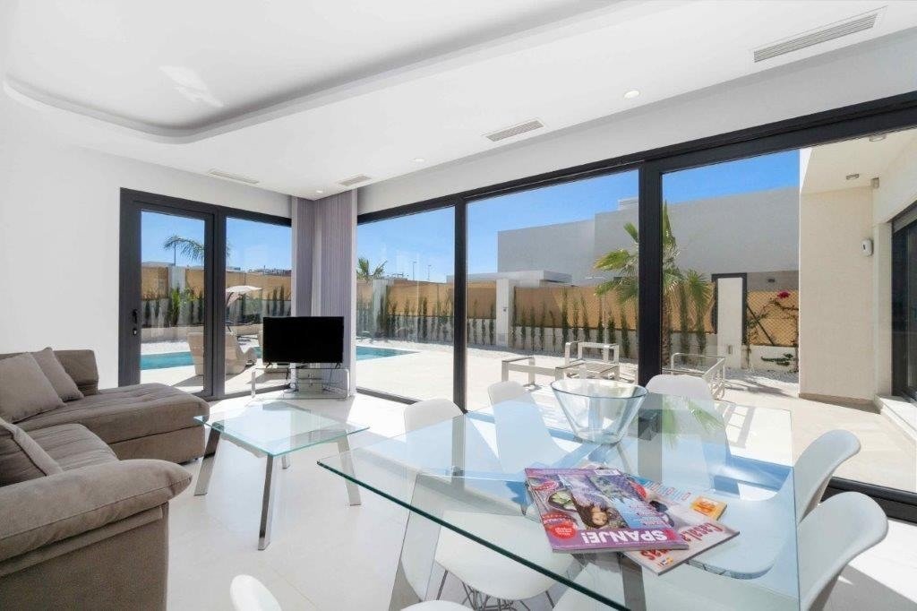 Villa en Benijofar Alicante - Imagen ampliada 3
