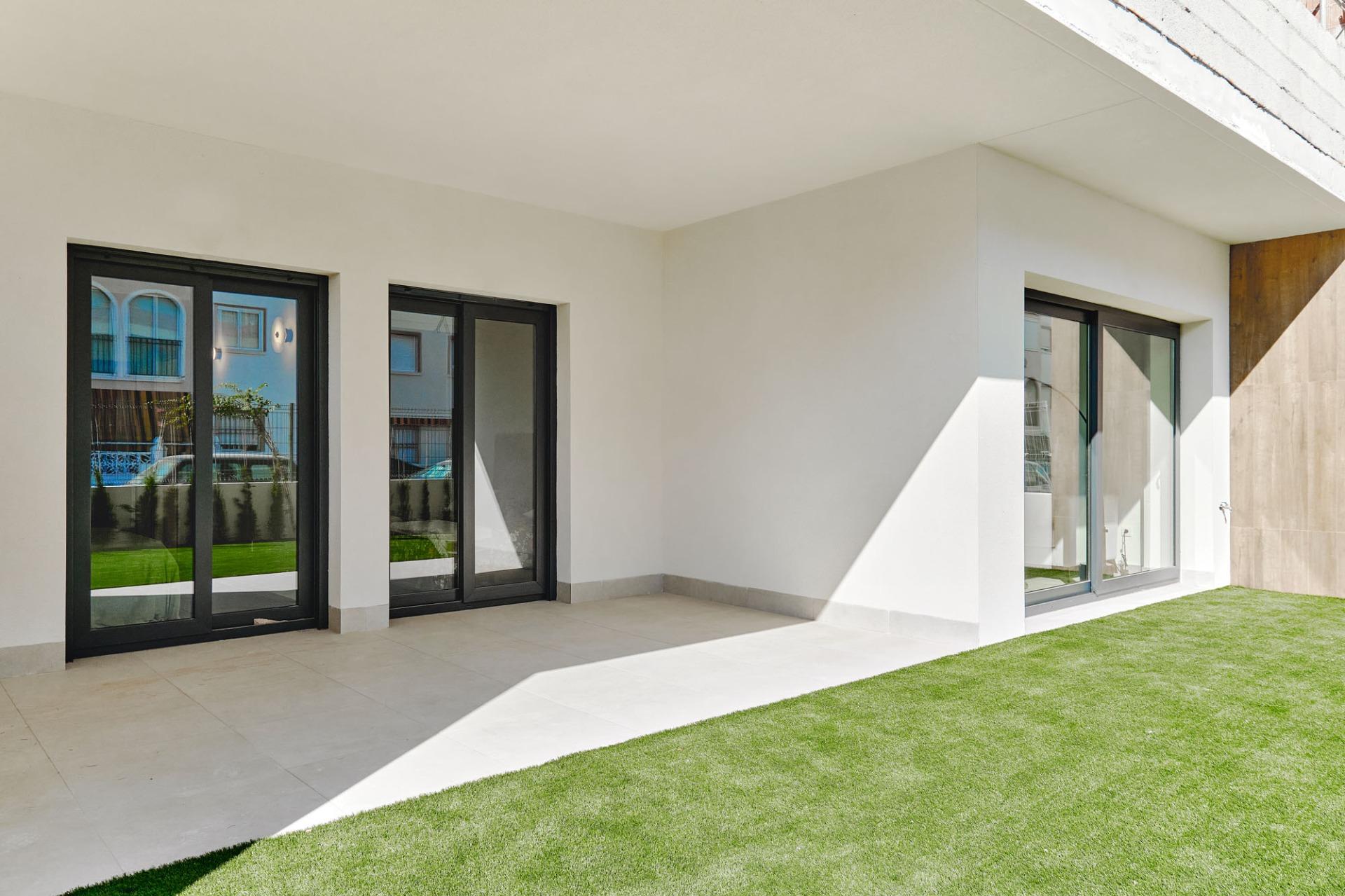 Bungalow en Torrevieja Alicante - Imagen ampliada 1