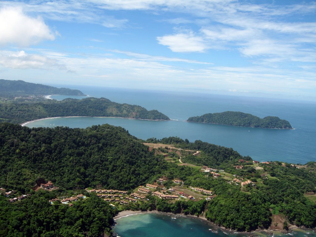 Beautiful finca with an unparalleled view of Herradura Bay and the most important Pacific Marina in Costa Rica - Imagen ampliada 3