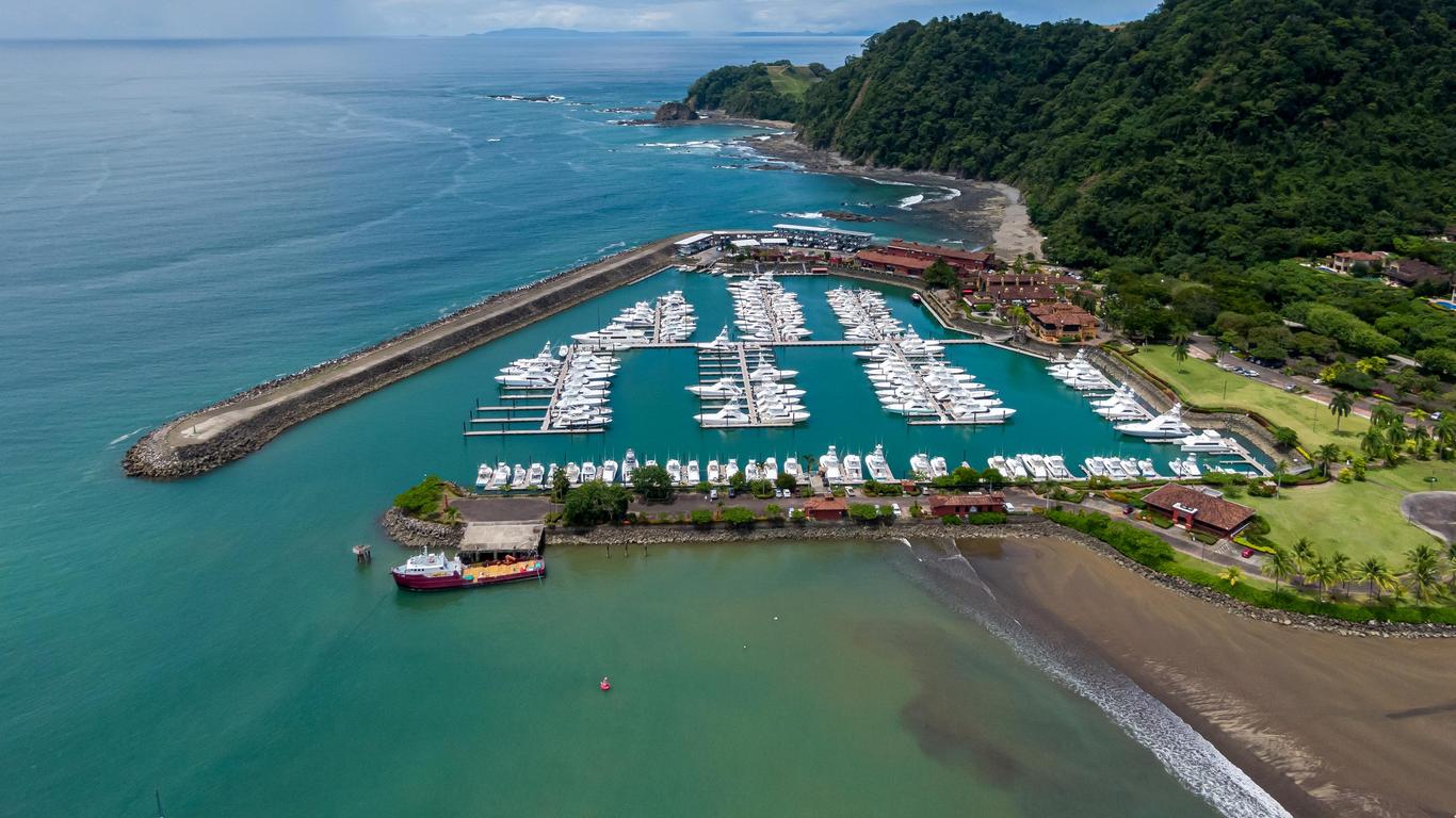 Beautiful finca with an unparalleled view of Herradura Bay and the most important Pacific Marina in Costa Rica - Imagen ampliada 6