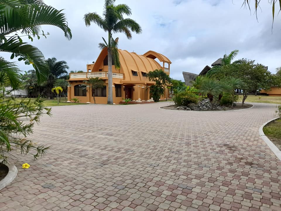 Hotel en venta frente al mar - Imagen ampliada 24