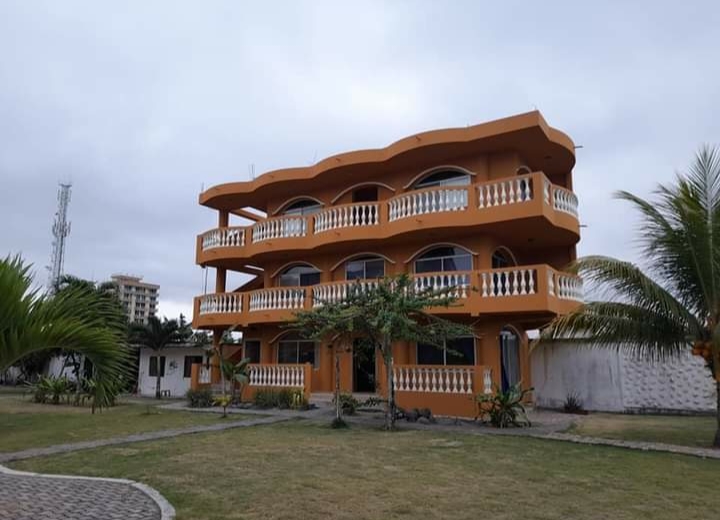 Hotel en venta frente al mar - Imagen ampliada 26