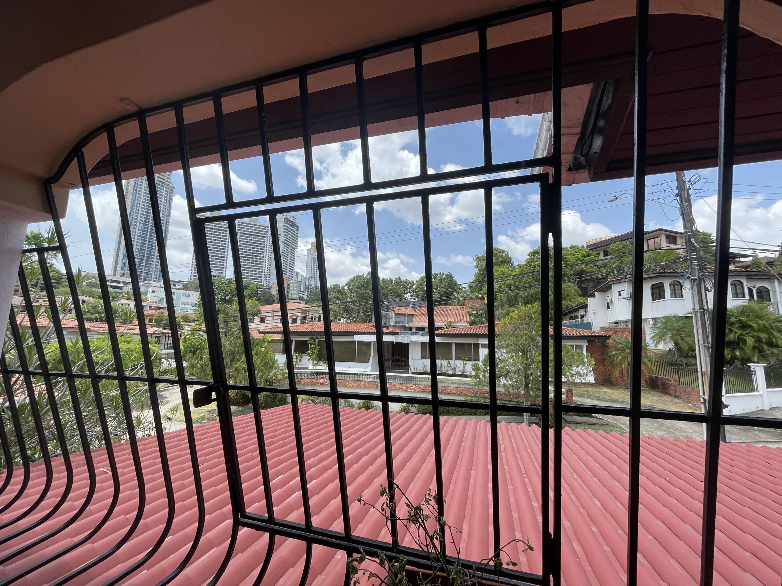 Casa en La Alameda - Imagen ampliada 15