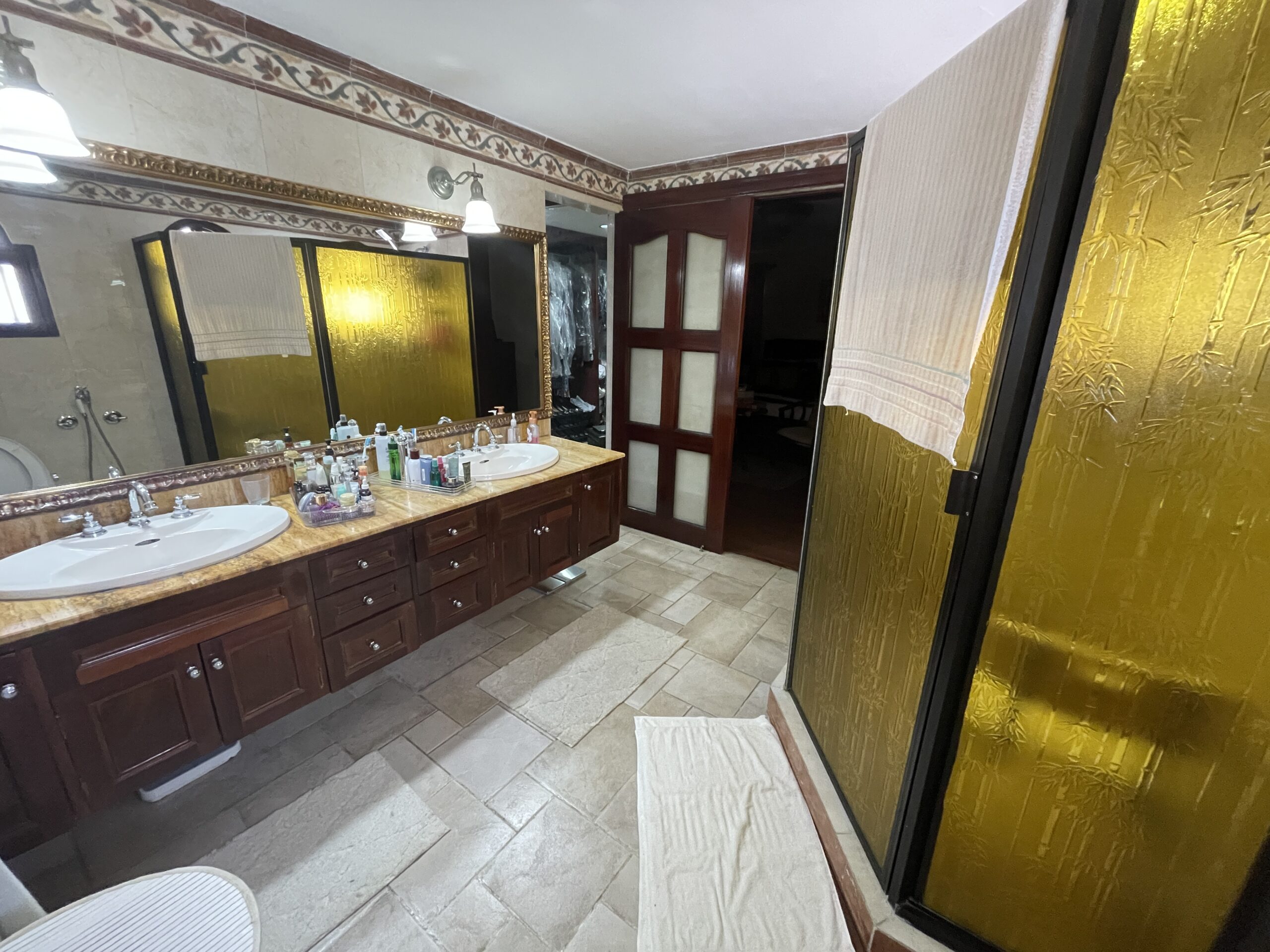 Casa en La Alameda - Imagen ampliada 21
