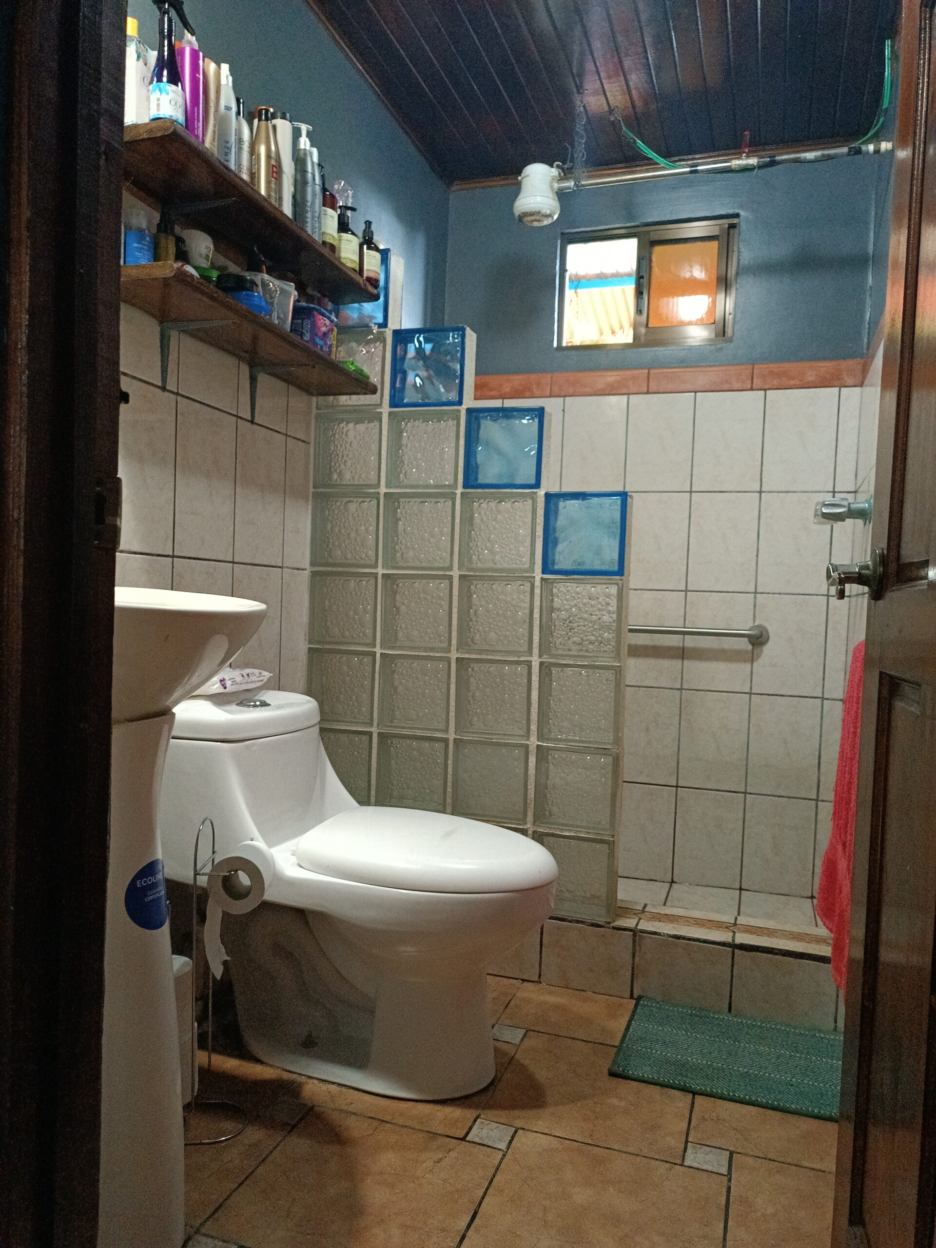 Casa en venta en el mejor clima del mundo Atenas Costa Rica - Imagen ampliada 18