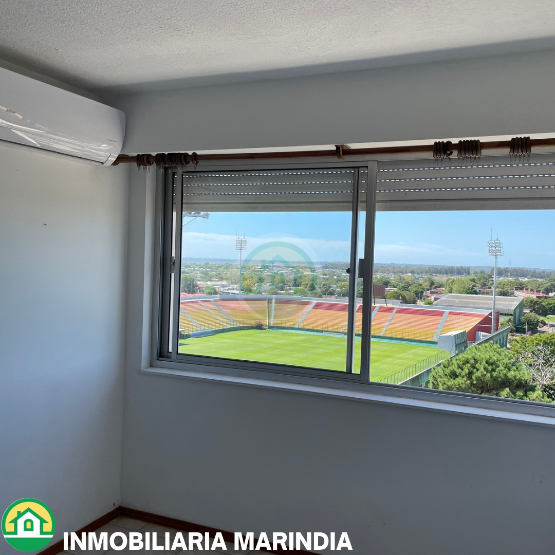 VENDO APARTAMENTO 2 DORMITORIOS EN MALDONADO - Imagen ampliada 3