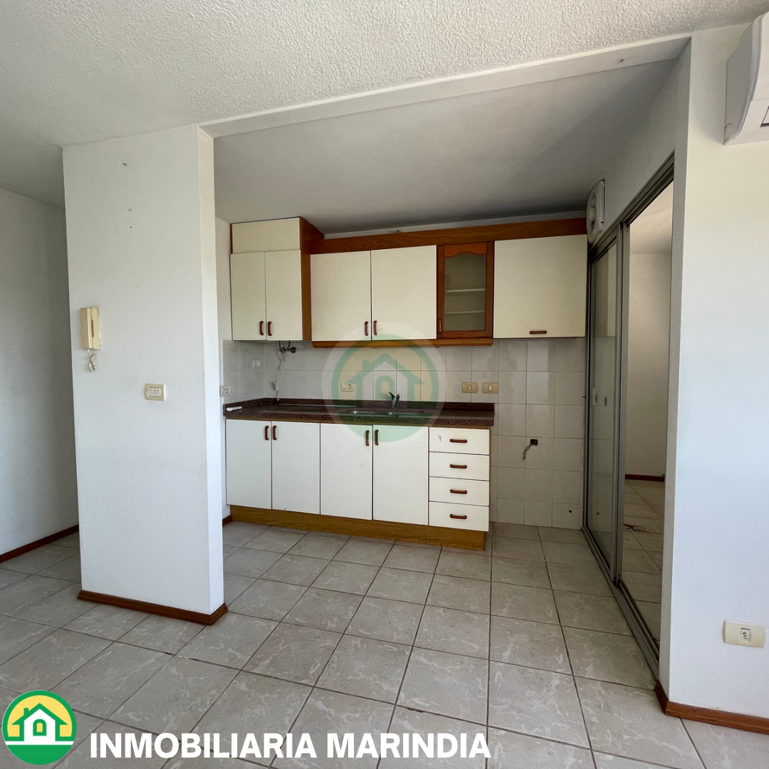 VENDO APARTAMENTO 2 DORMITORIOS EN MALDONADO - Imagen ampliada 6