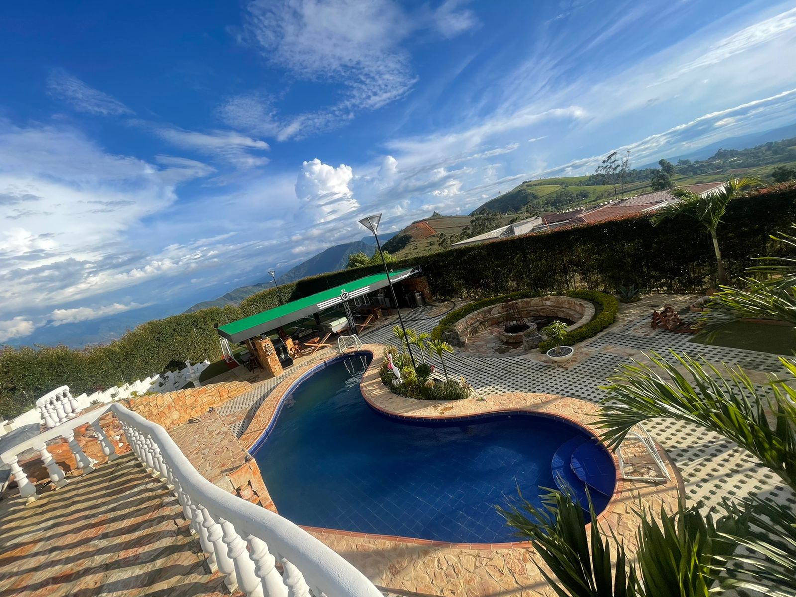 VILLA PANACHIMESA DE LOS SANTOS - Imagen ampliada 1