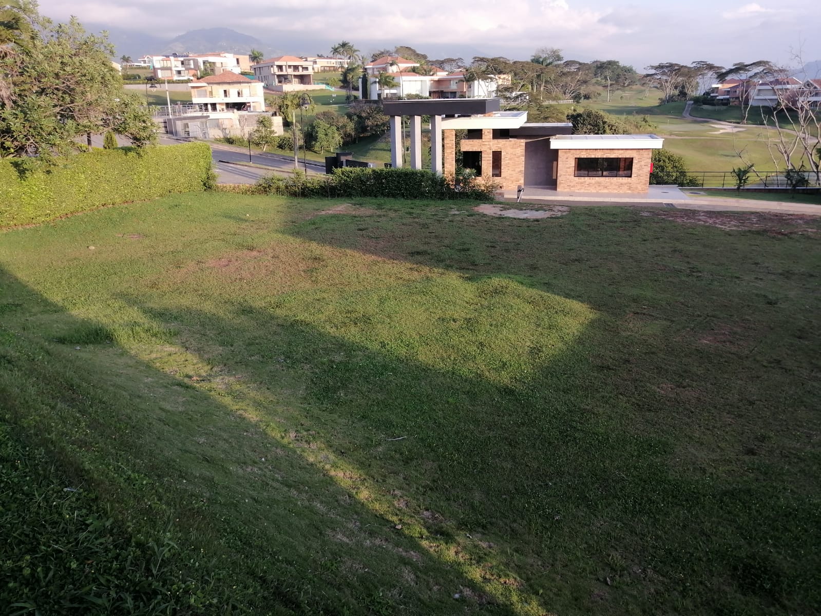 PEÑON DEL LAGORUITOQUE CONDOMINIO - Imagen ampliada 4