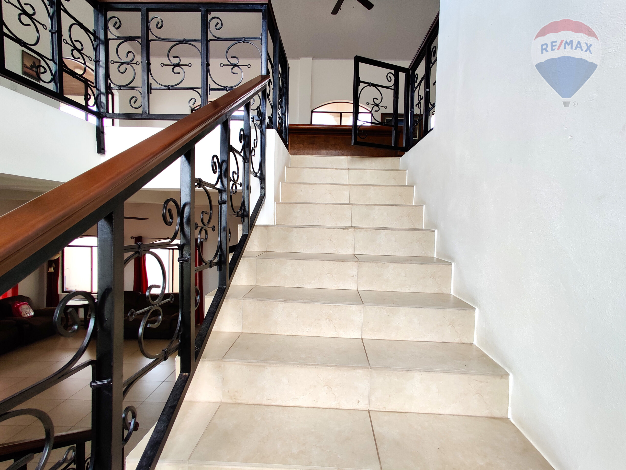Twostory Beachfront House - Imagen ampliada 8