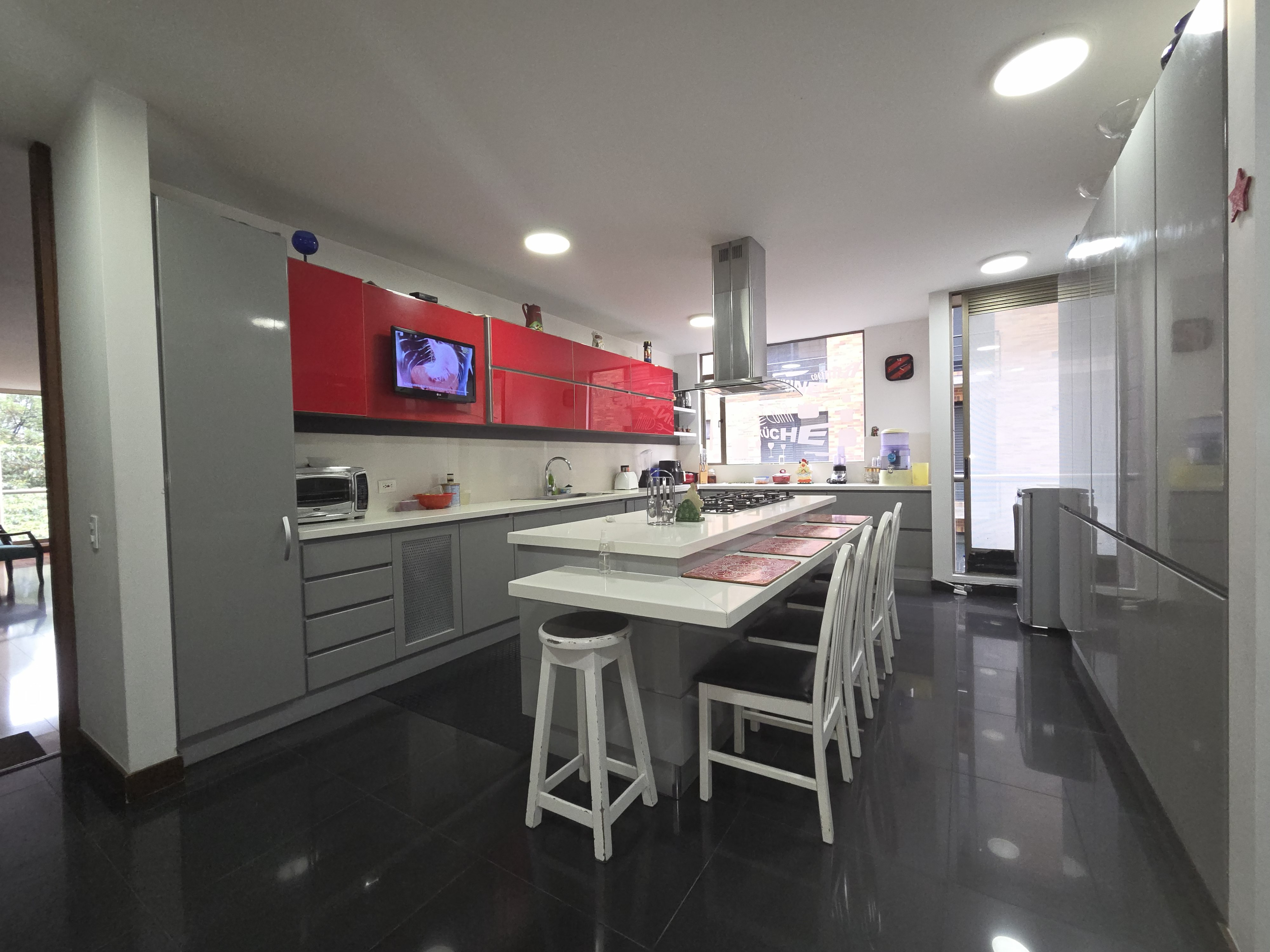 VENTA  APARTAMENTO  CHICO NORTE III - Imagen ampliada 6