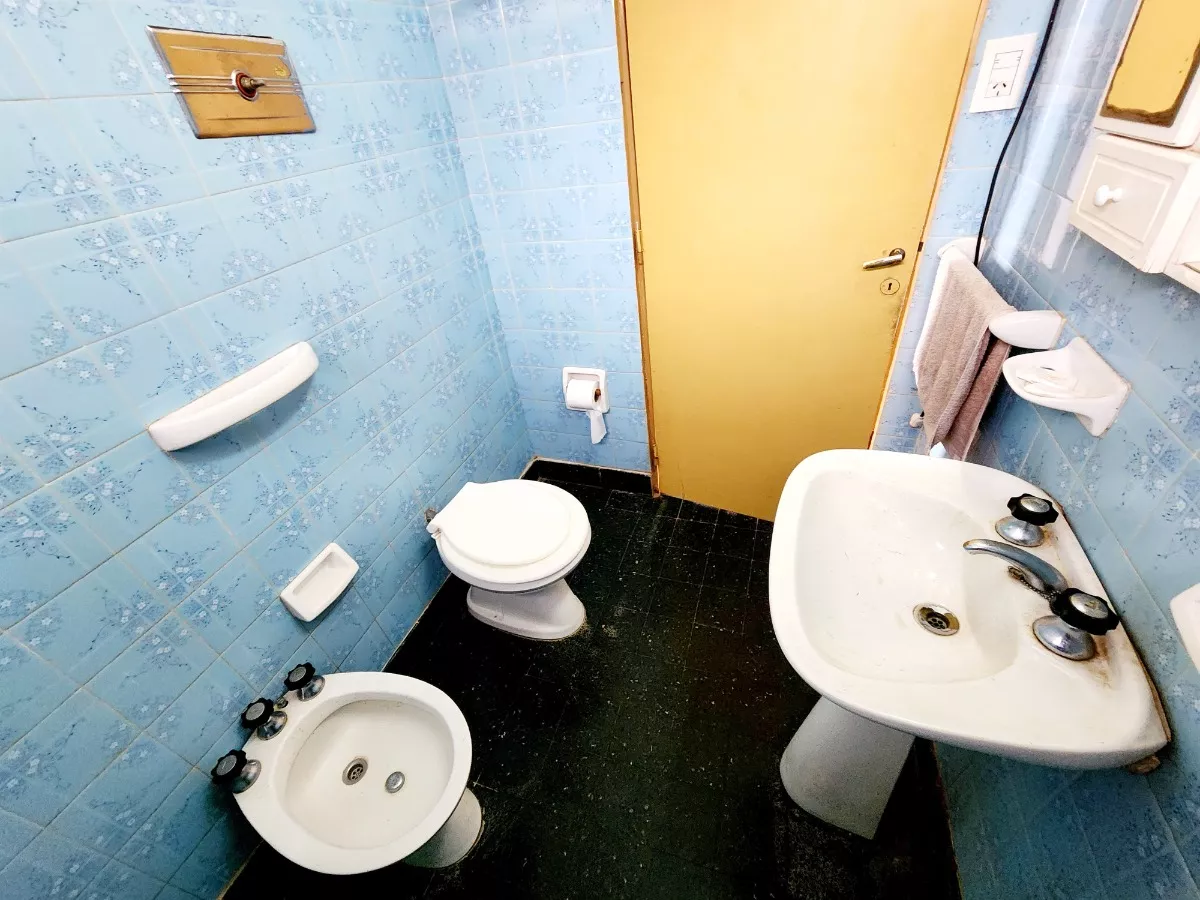 VENTA CASA A REFACCIONAR CARLOS PAZ - Imagen ampliada 8