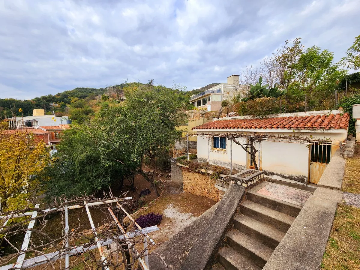 VENTA CASA A REFACCIONAR CARLOS PAZ - Imagen ampliada 4