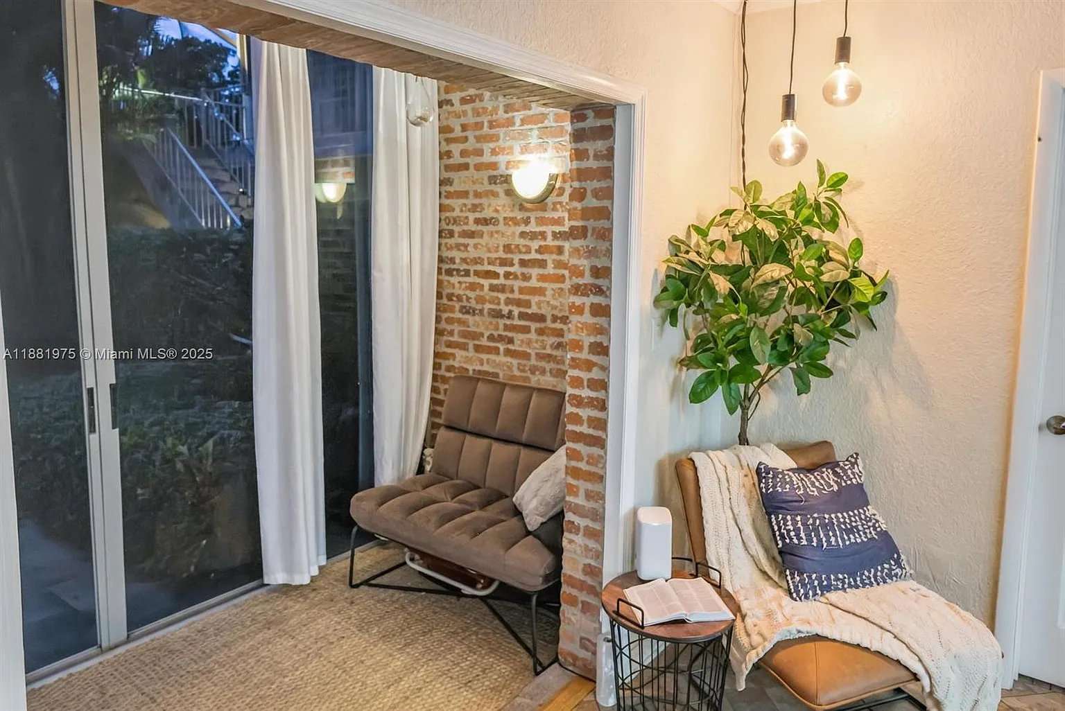 Condo Listo para Mudarse con Patio y Acceso a Piscina en Oakland Park - Imagen ampliada 9