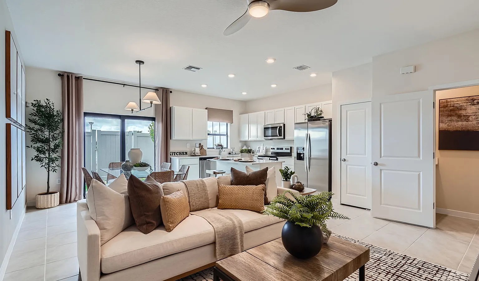 ¡Tu Nuevo Comienzo Está en Hadley Place Florida City! - Imagen ampliada 1