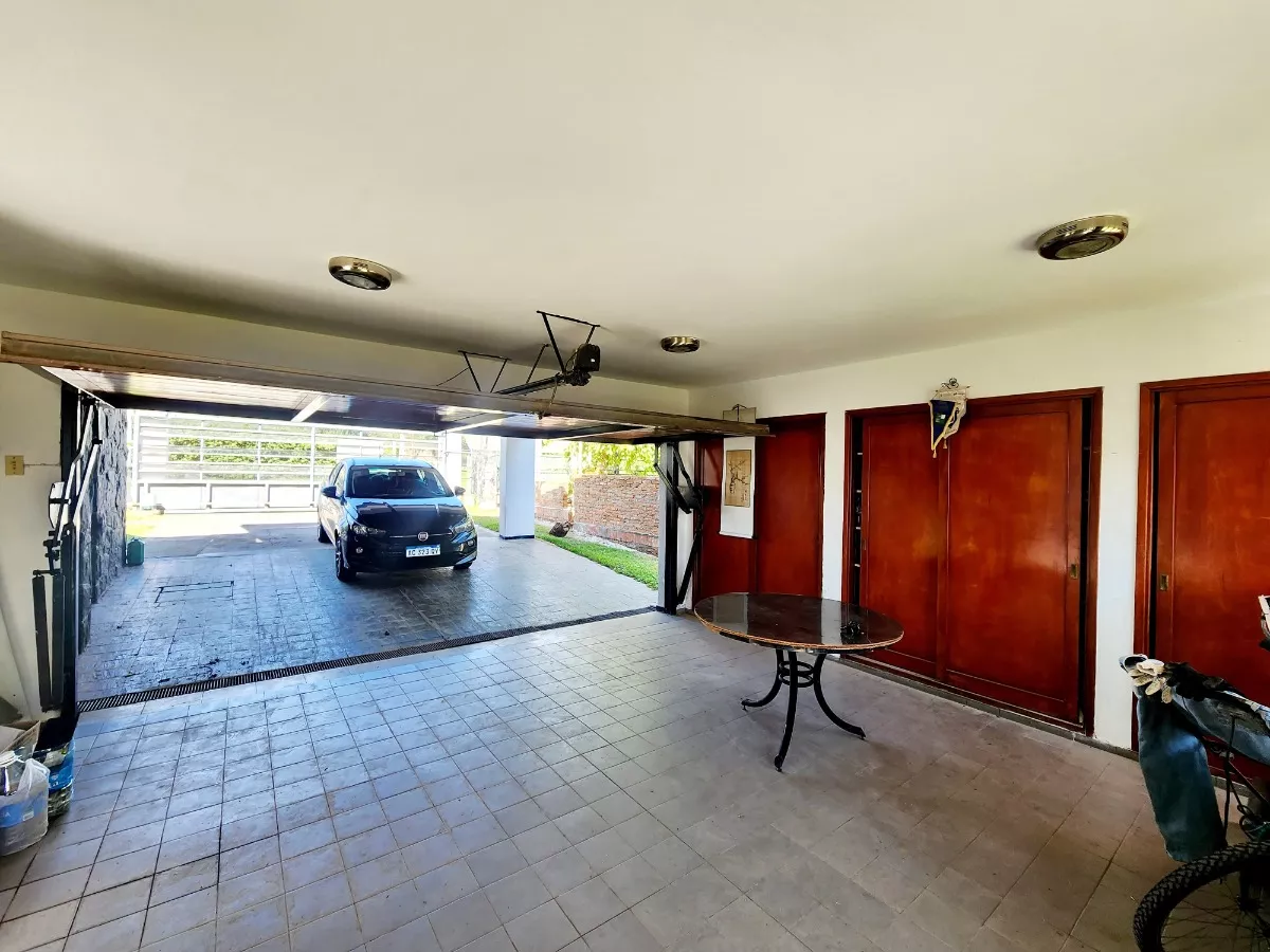 VENTA CASA DE CATEGORIA COSTA AZUL CARLOS PAZ CORDOBA - Imagen ampliada 3