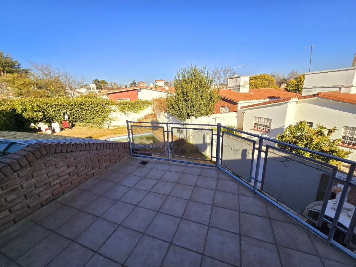 VENTA CASA MIGUEL MUÑOZ CARLOS PAZ CAREGORIA - Imagen ampliada 16