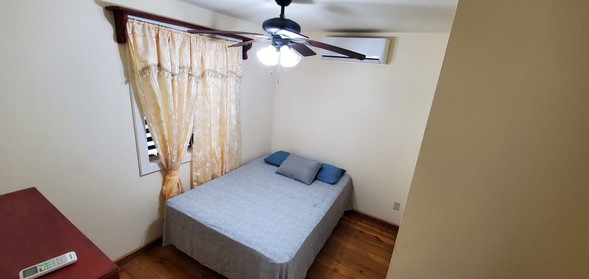 Casa en Venta en Utila Islas de la Bahia Honduras - Imagen ampliada 5