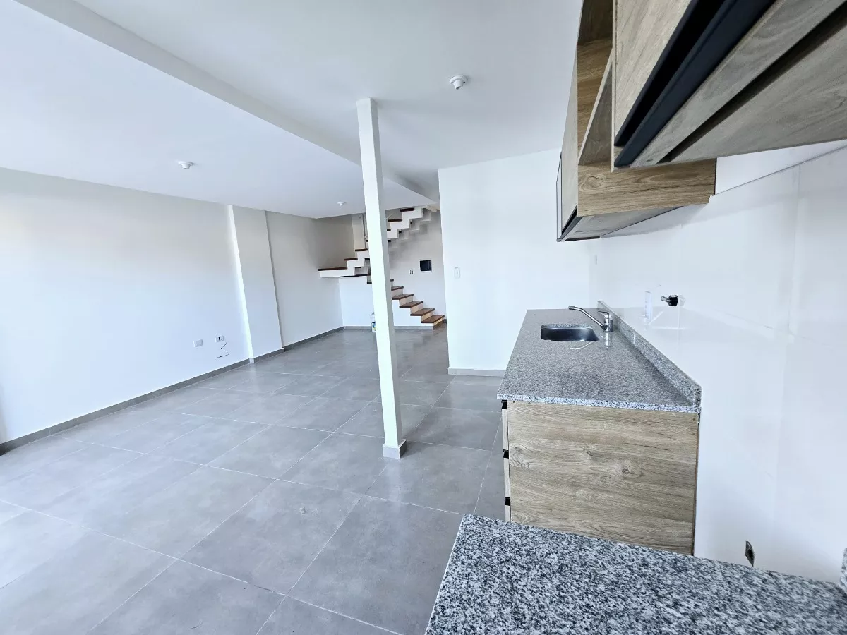 VENTA DEPARTAMENTO DUPLEX CARLOS PAZ PASEO QUATTRO - Imagen ampliada 9
