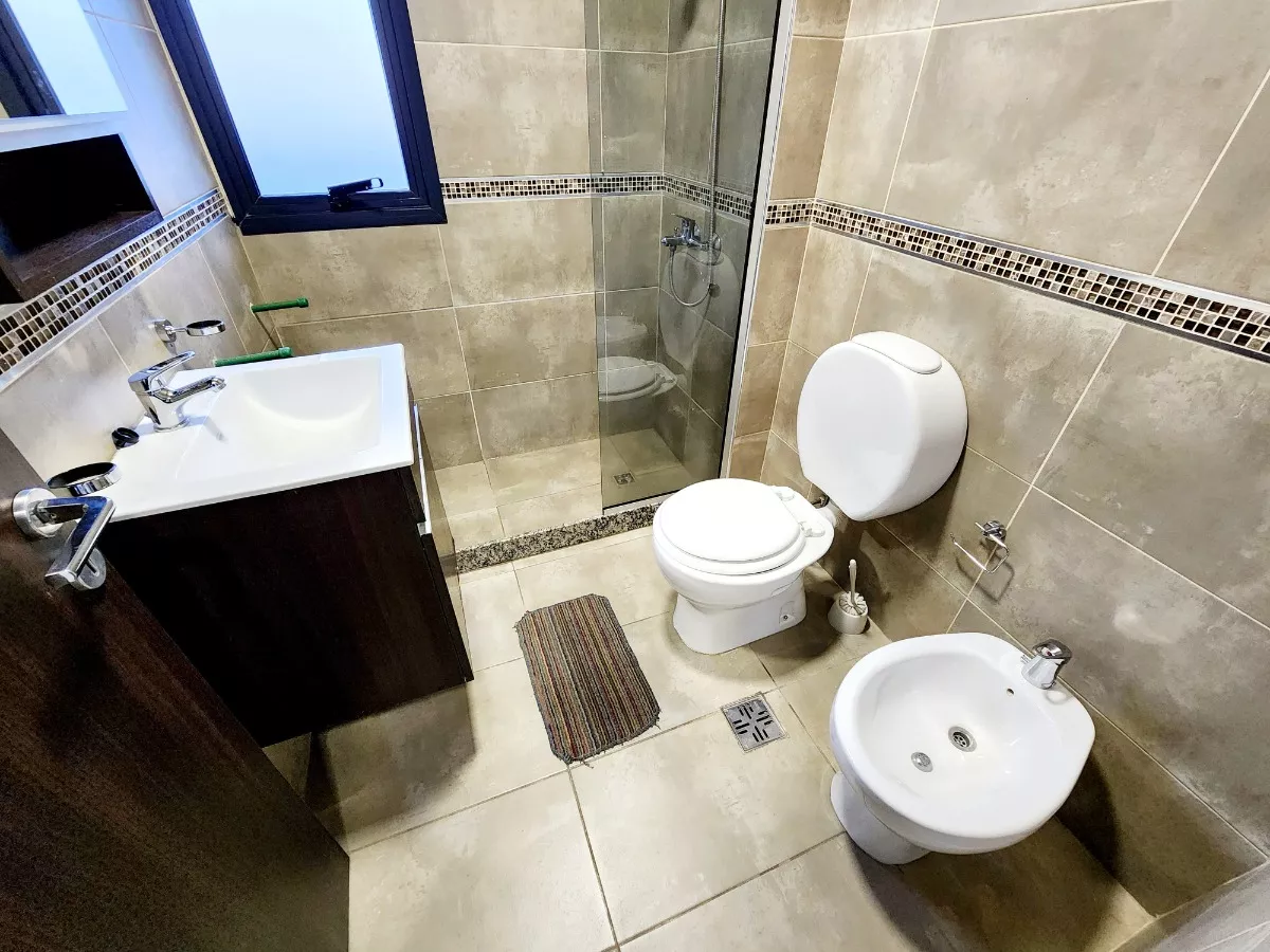VENTA DEPARTAMENTO CARLOS PAZ TERRAZA EXCLUSIVA PILETA SUM QUINCHO - Imagen ampliada 16