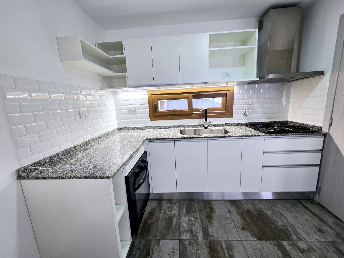 VENTA TRIPLEX CARLOS PAZ A ESTRENAR SANTA RITA - Imagen ampliada 6