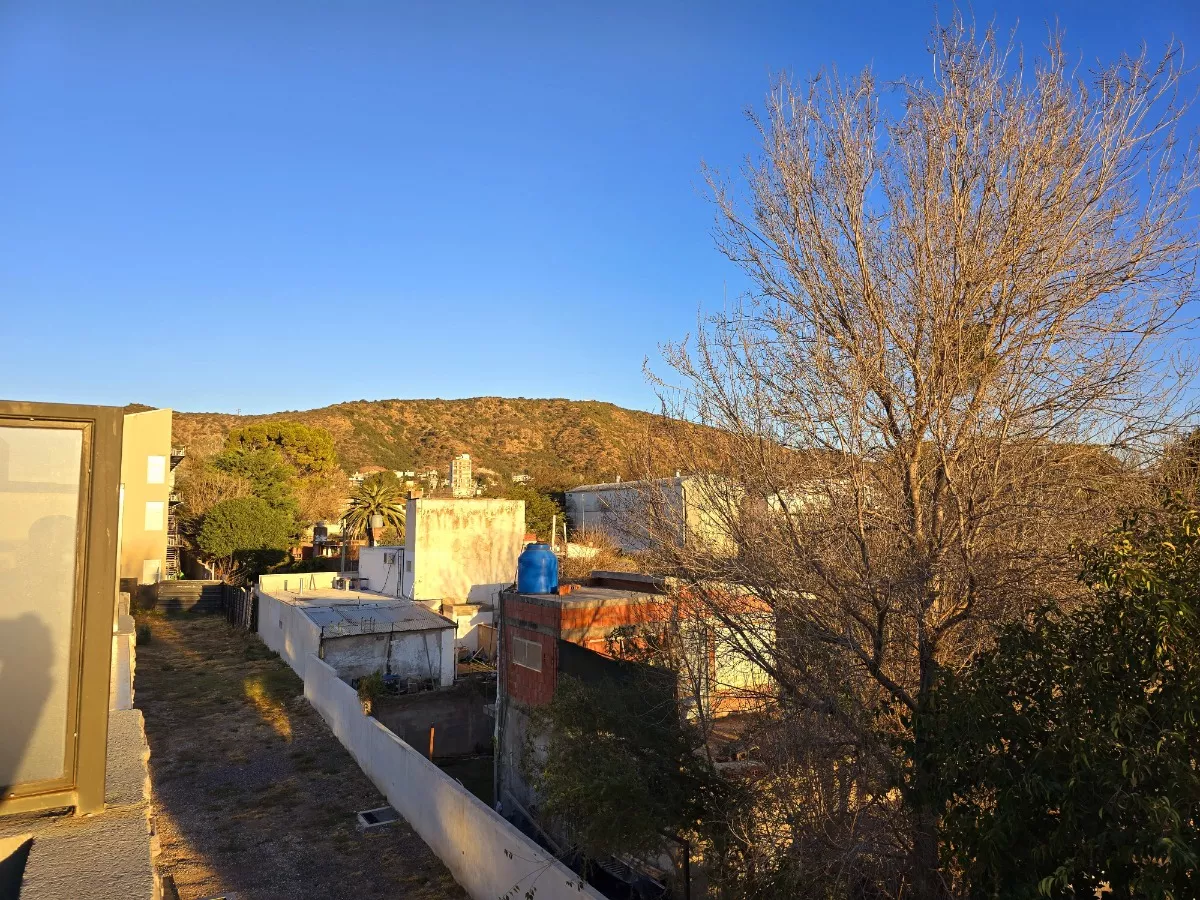 VENTA DEPARTAMENTO TRIPLEX CARLOS PAZ A ESTRENAR - Imagen ampliada 6