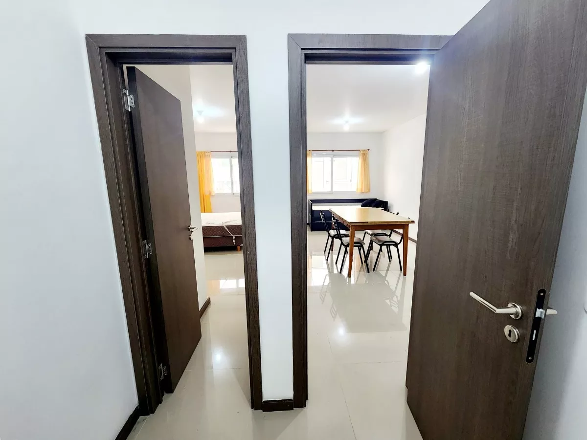 VENTA DEPARTAMENTO 1 DORMITORIO SOBRE PEATONAL CARLOS PAZ - Imagen ampliada 14