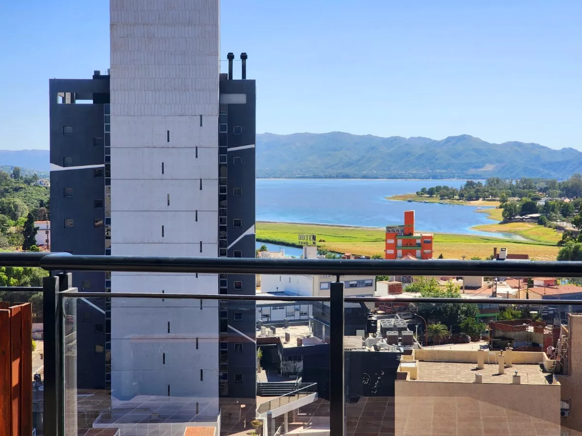 VENTA DEPARTAMENTO CARLOS PAZ TERRAZA EXCLUSIVA PILETA SUM QUINCHO - Imagen ampliada 18