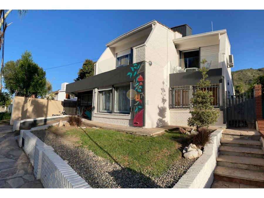 VENTA CASA HOSTEL CARLOS PAZ CORDOBA ARGENTINA - Imagen ampliada 4