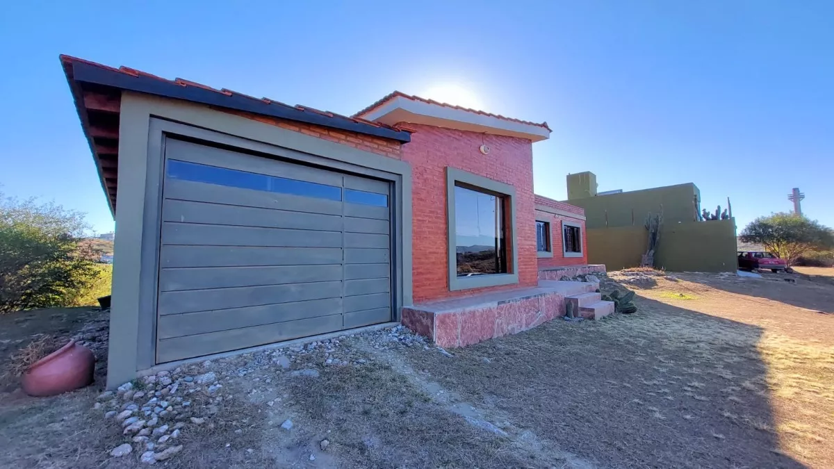 VENTA CASA VILLA DEL LAGO CARLOS PAZ 2 DORMITORIOS PILETA - Imagen ampliada 8