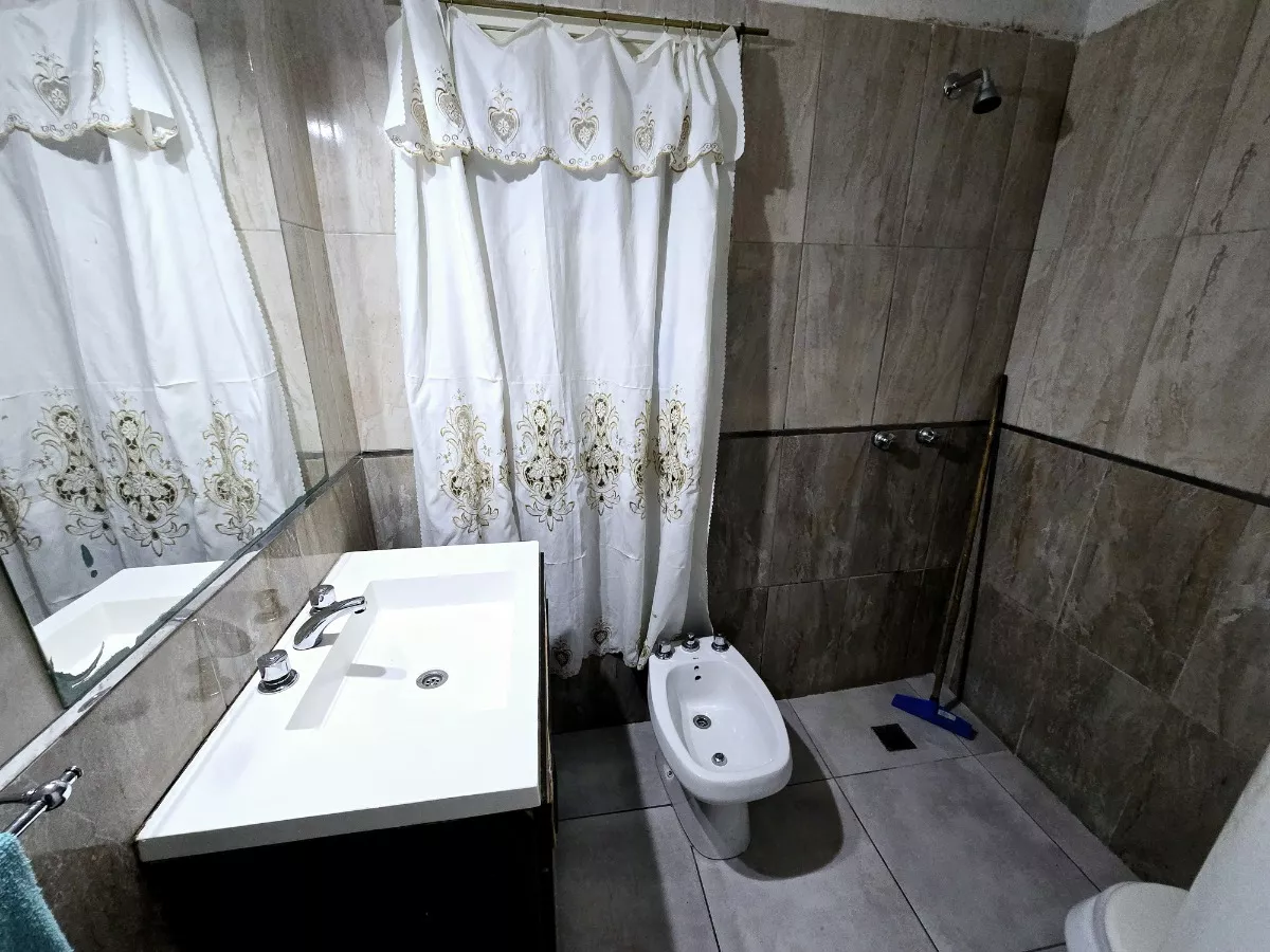 VENTA CASA CON DEPARTAMENTO CARLOS PAZ IDEAL INVERSION - Imagen ampliada 10