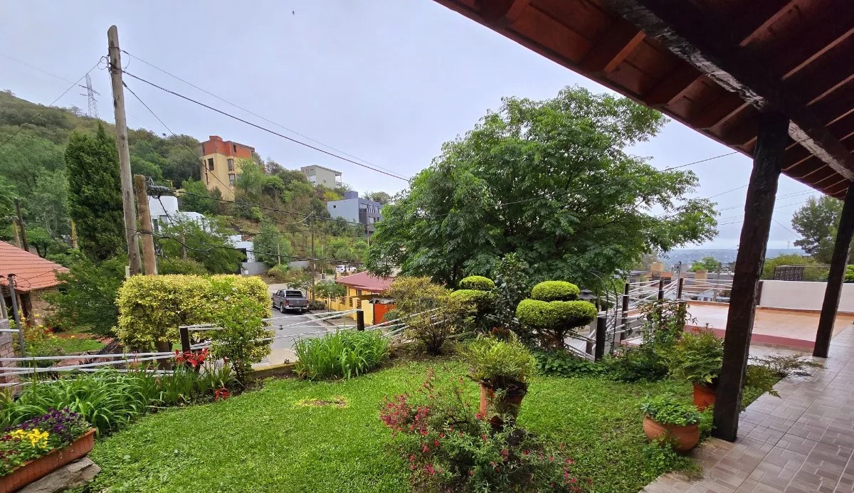 VENTA CASA CARLOS PAZ 3 DORMITORIOS - Imagen ampliada 13