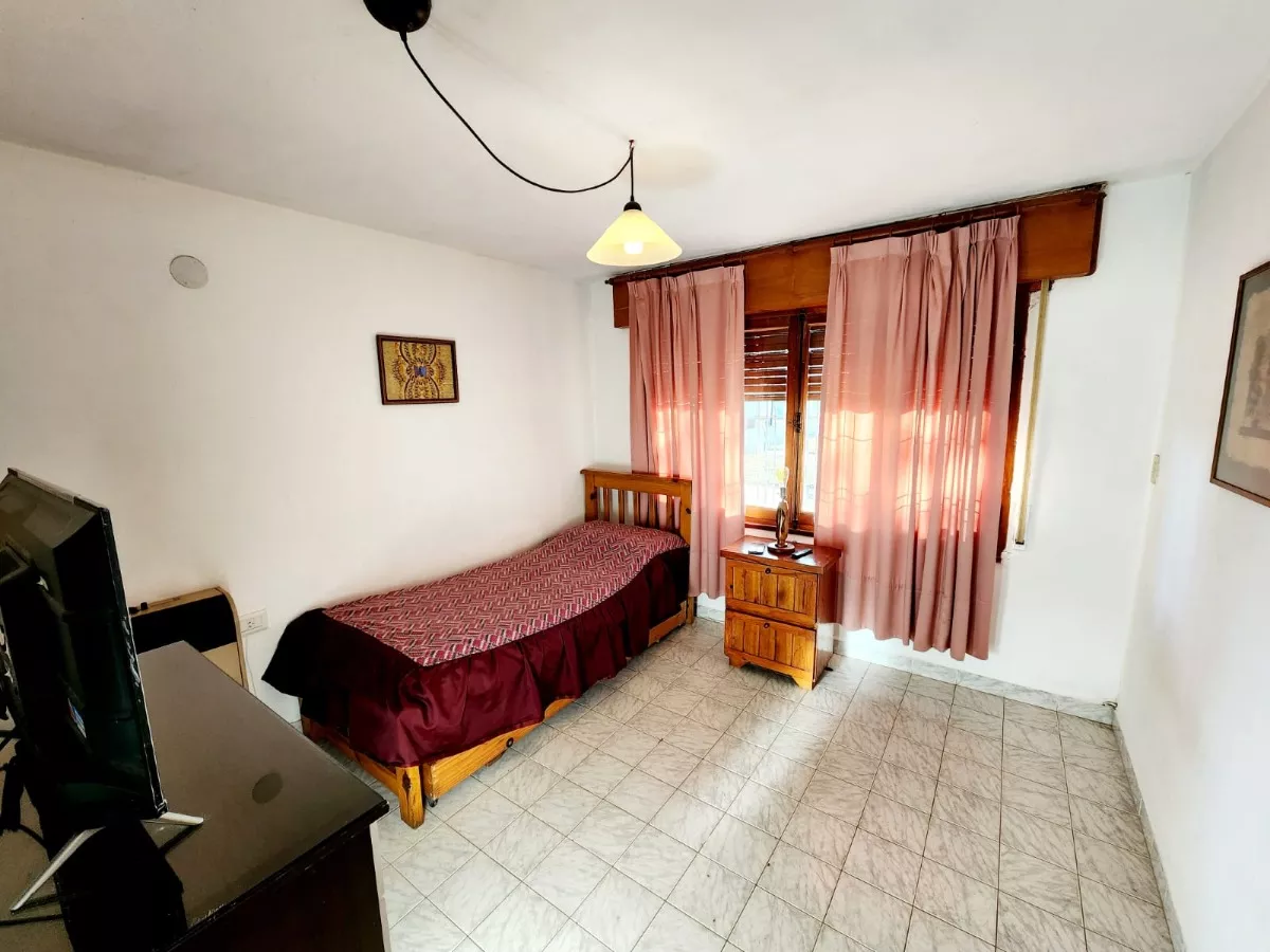 VENTA CASA SOBRE COSTANERA VILLA CARLOS PAZ - Imagen ampliada 6