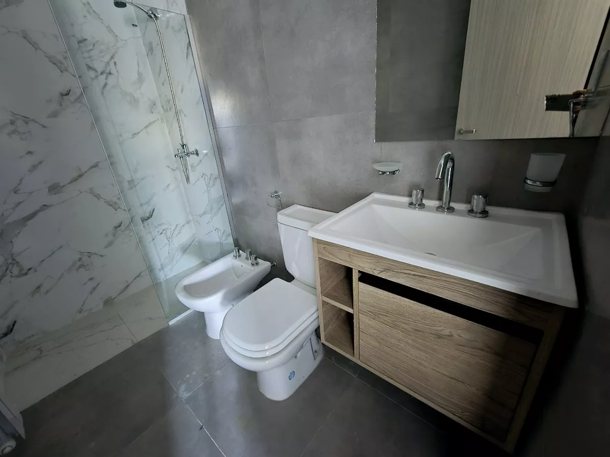 VENTA DEPARTAMENTO DUPLEX CARLOS PAZ PASEO QUATTRO - Imagen ampliada 1