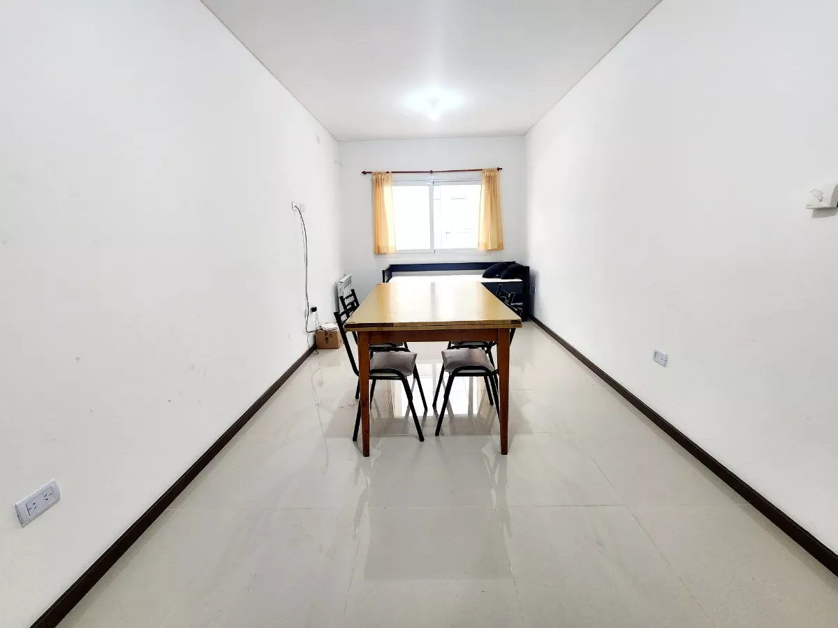 VENTA DEPARTAMENTO 1 DORMITORIO SOBRE PEATONAL CARLOS PAZ - Imagen ampliada 13