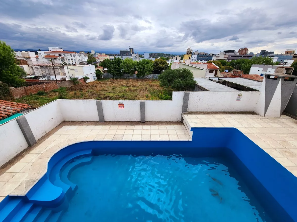 VENTA DEPARTAMENTO COMPLEJO PISCINA CARLOS PAZ - Imagen ampliada 1