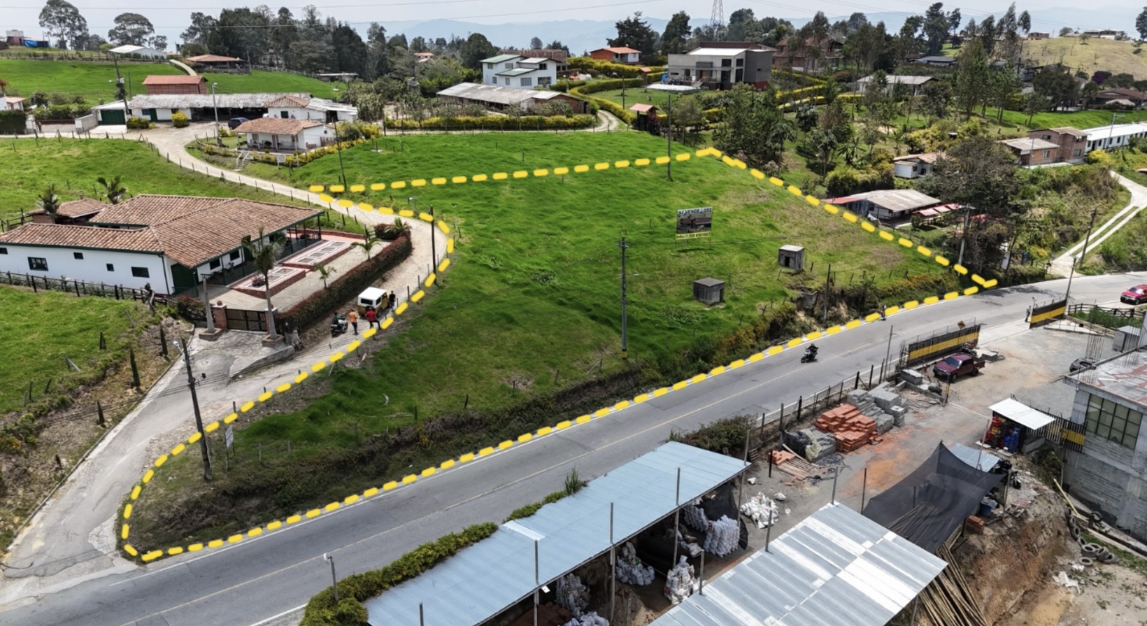 Terreno comercial en Venta - Imagen ampliada 1