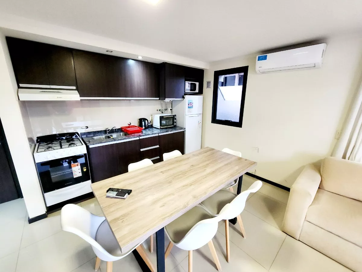 VENTA DEPARTAMENTO CARLOS PAZ TERRAZA EXCLUSIVA PILETA SUM QUINCHO - Imagen ampliada 3