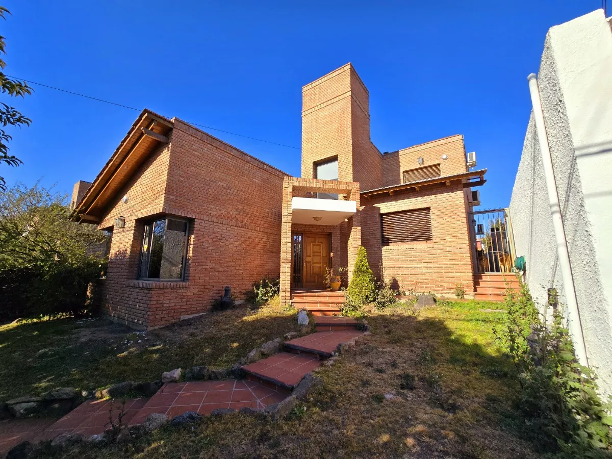VENTA CASA MIGUEL MUÑOZ CARLOS PAZ CAREGORIA - Imagen ampliada 6